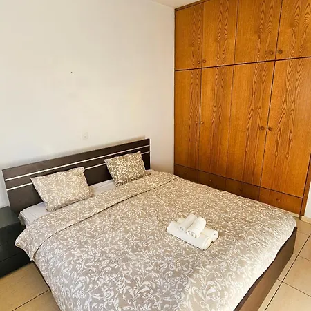 Unique City Rooms Larnaca Exterior photo